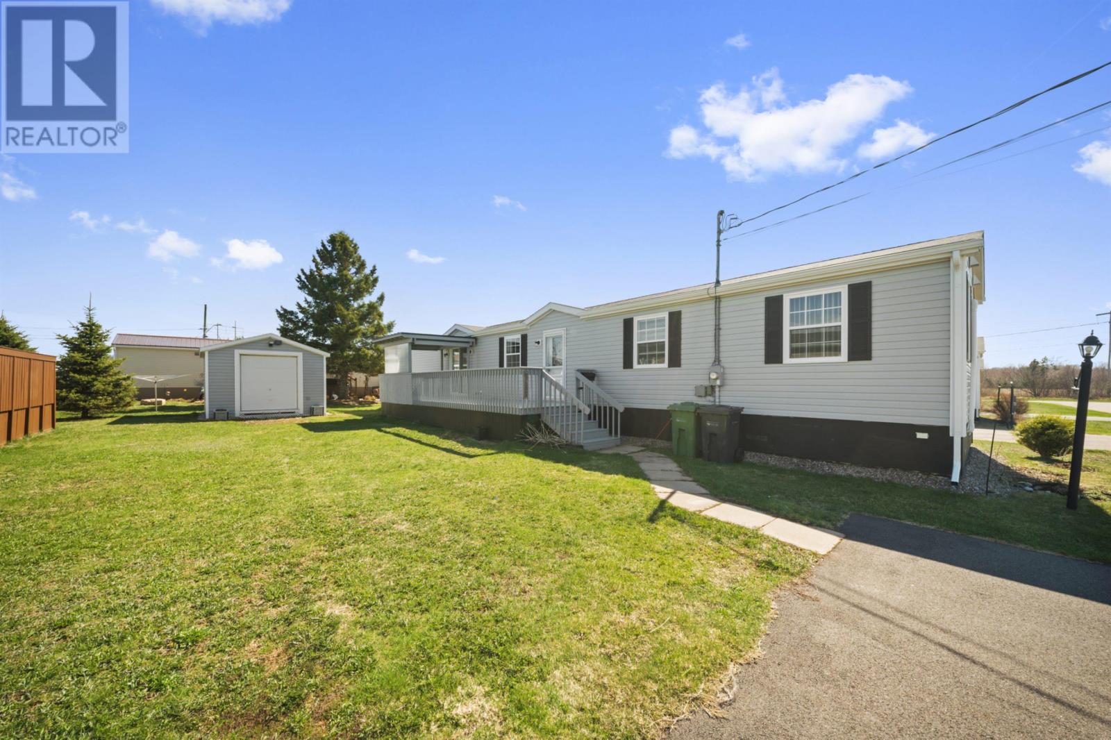 31 Kenzie Myers Avenue, Summerside, Prince Edward Island  C1N 0G9 - Photo 1 - 202609917