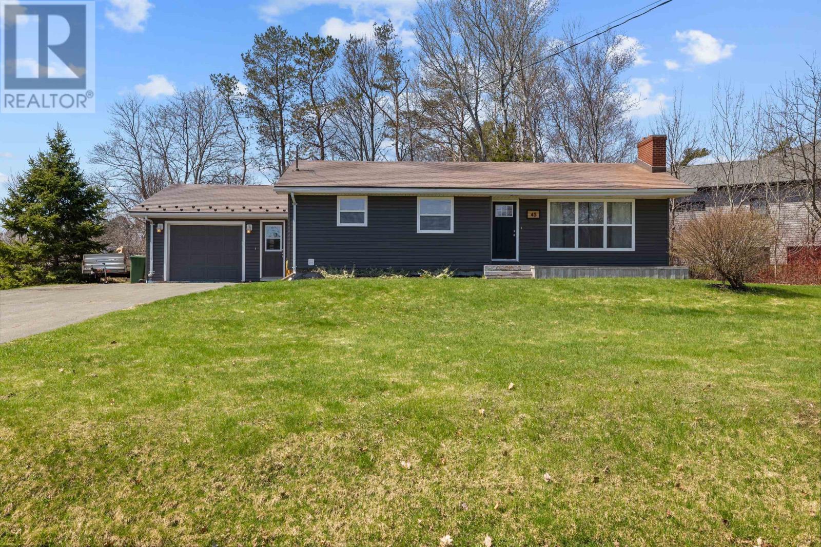 45 Kirkcaldy Drive, Charlottetown, Prince Edward Island  C1E 1G7 - Photo 1 - 202610027