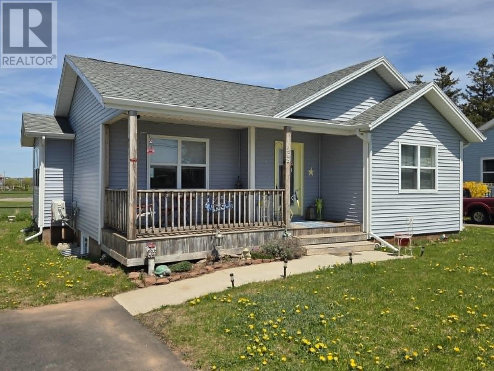 253 Carleton Avenue, Borden-Carleton, Prince Edward Island  C0B 1X0 - Photo 1 - 202610194