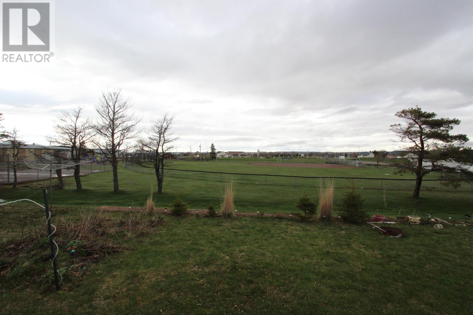 253 Carleton Avenue, Borden-Carleton, Prince Edward Island  C0B 1X0 - Photo 31 - 202610194
