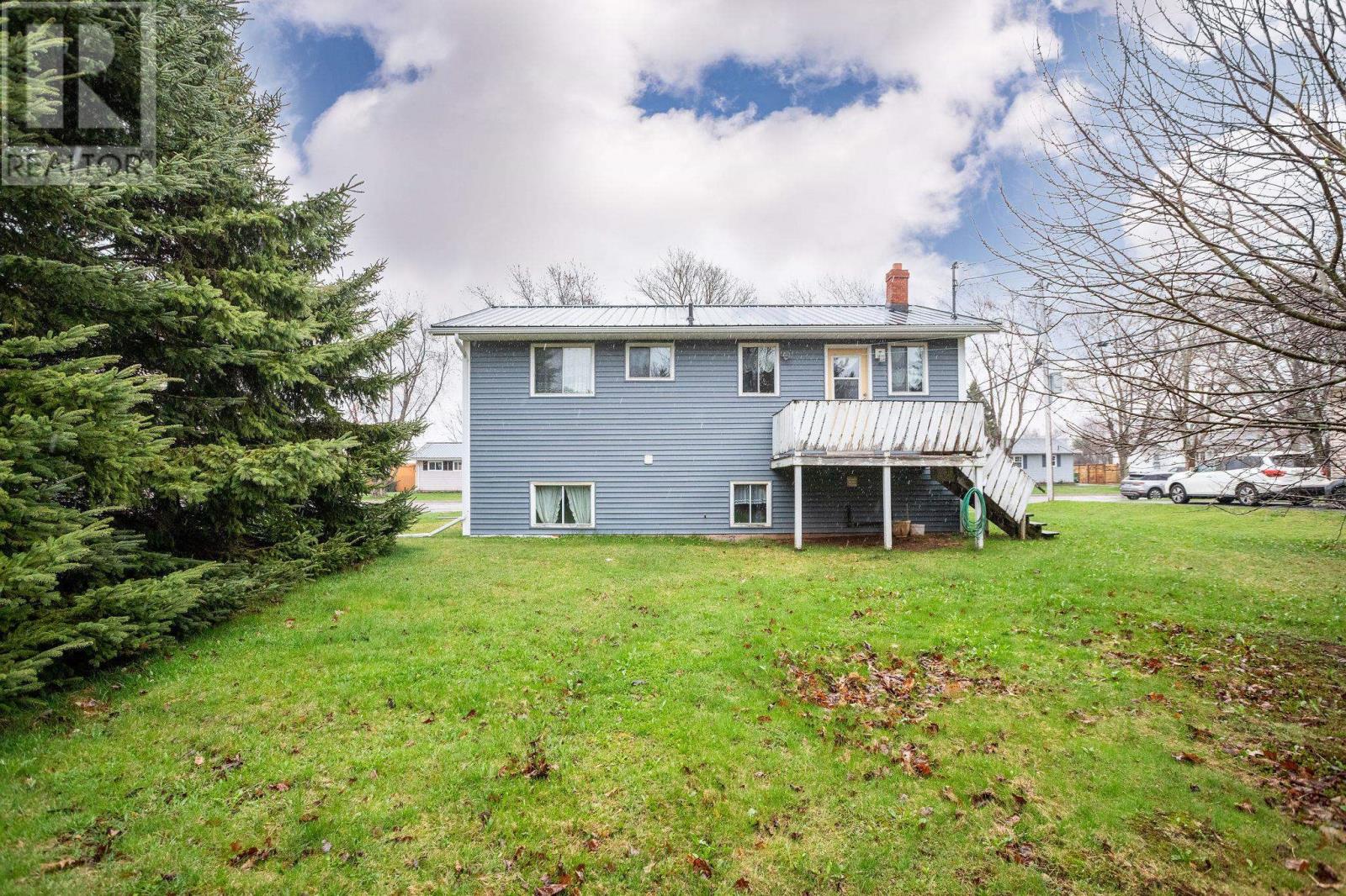 68 Westcomb Crescent, Charlottetown, Prince Edward Island  C1C 1B8 - Photo 32 - 202610257