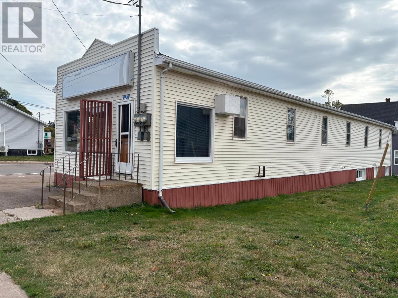 130 Main Street, Souris, Prince Edward Island  C0A 2B0 - Photo 1 - 202610276