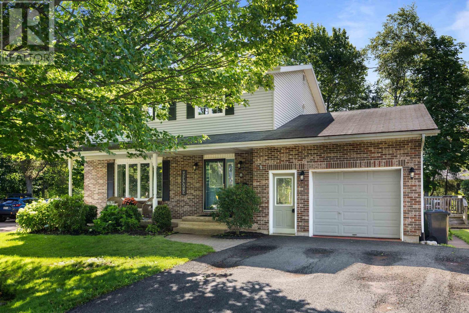 8 Macmillan Crescent, Sherwood, Prince Edward Island  C1A 8G2 - Photo 1 - 202610371