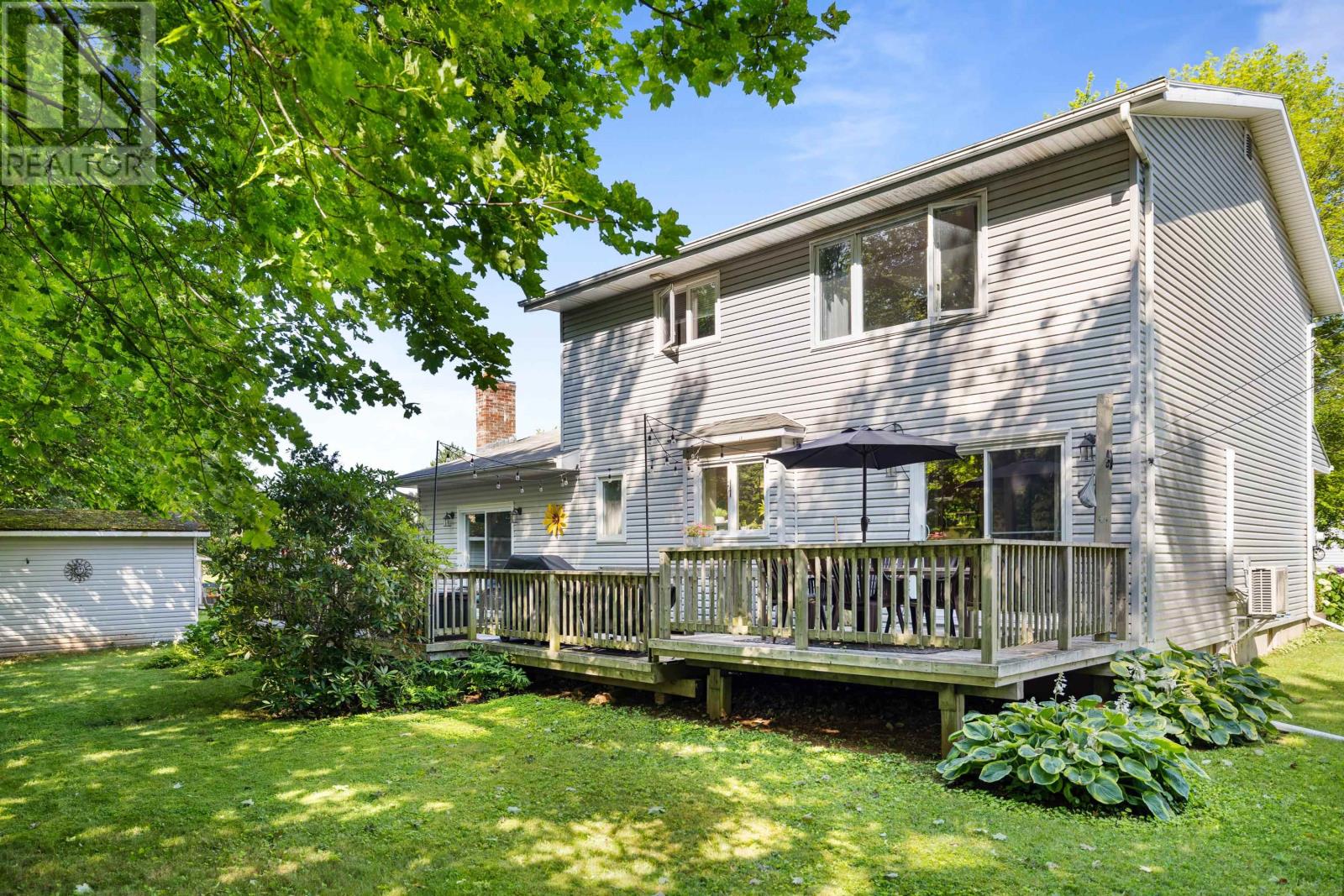 8 Macmillan Crescent, Sherwood, Prince Edward Island  C1A 8G2 - Photo 2 - 202610371