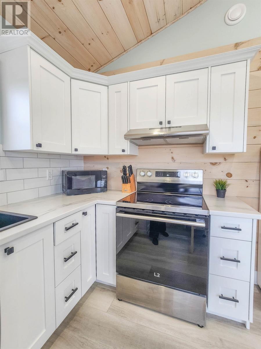 543 Ives Point, Miscouche, Prince Edward Island  C0B 1T0 - Photo 14 - 202610395