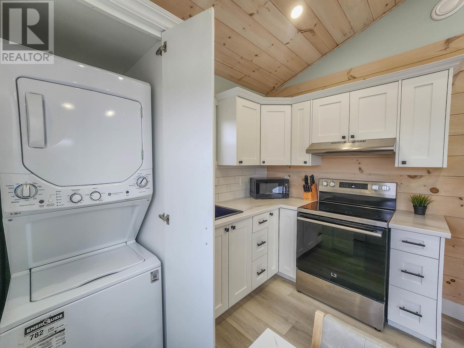 543 Ives Point, Miscouche, Prince Edward Island  C0B 1T0 - Photo 19 - 202610395