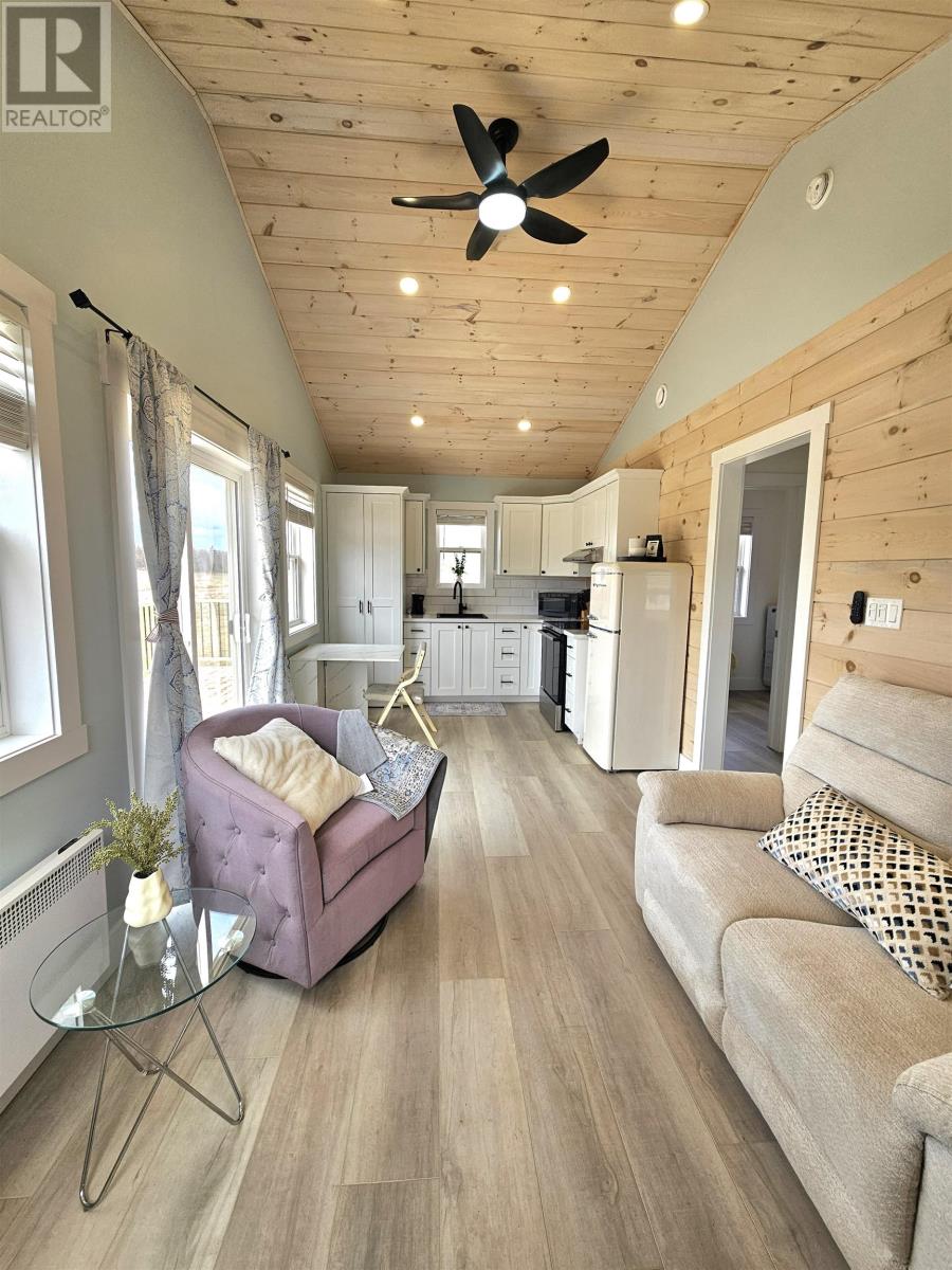 543 Ives Point, Miscouche, Prince Edward Island  C0B 1T0 - Photo 8 - 202610395
