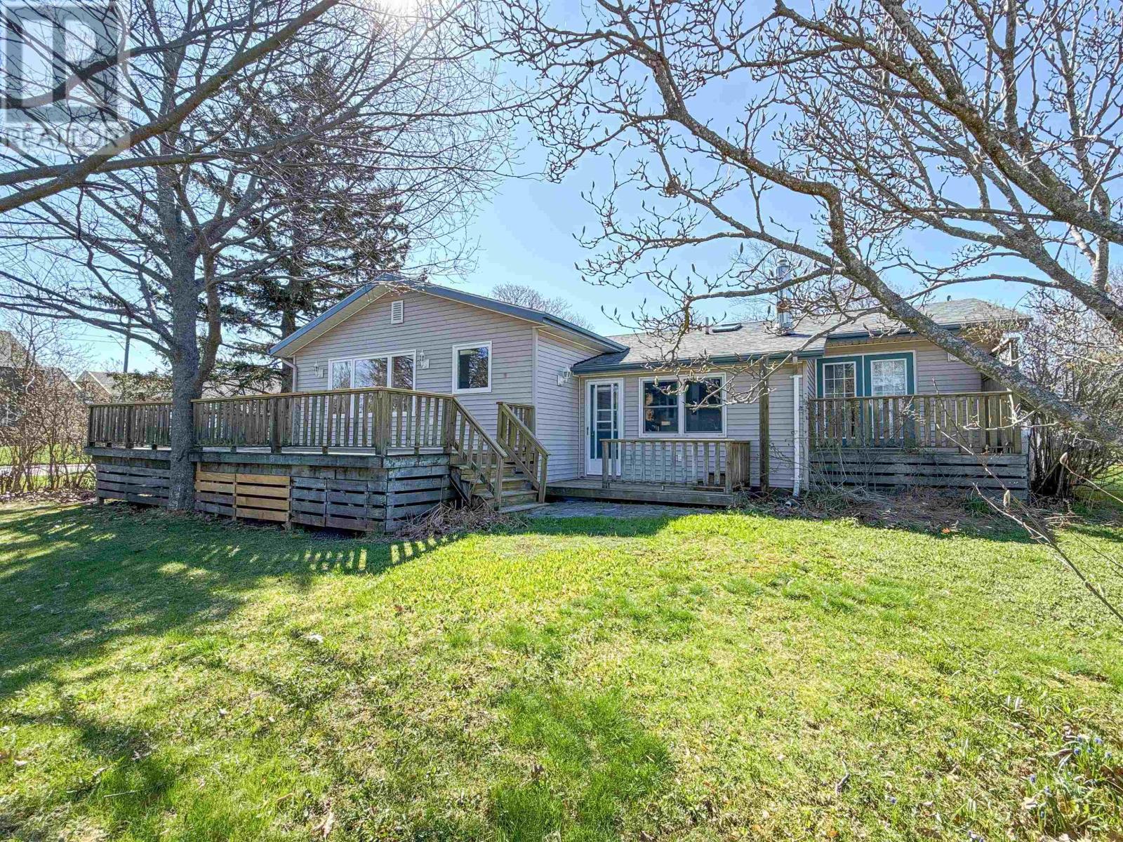 47 Emerald Drive, Charlottetown, Prince Edward Island  C1A 2Y5 - Photo 34 - 202610415