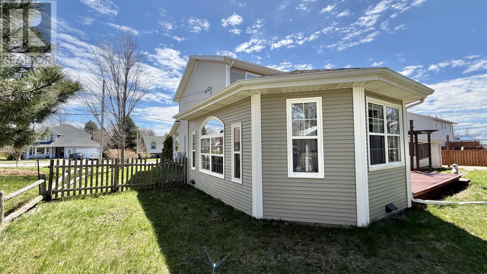 6 Ash Drive, Charlottetown, Prince Edward Island  C1A 9C4 - Photo 8 - 202610491