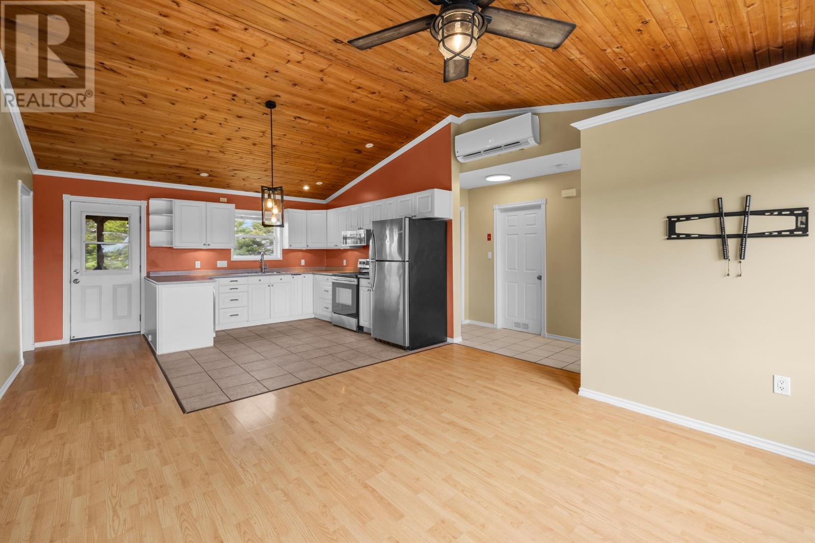 14 Krystal Road, Glenfinnan, Prince Edward Island  C1A 9J2 - Photo 10 - 202610766