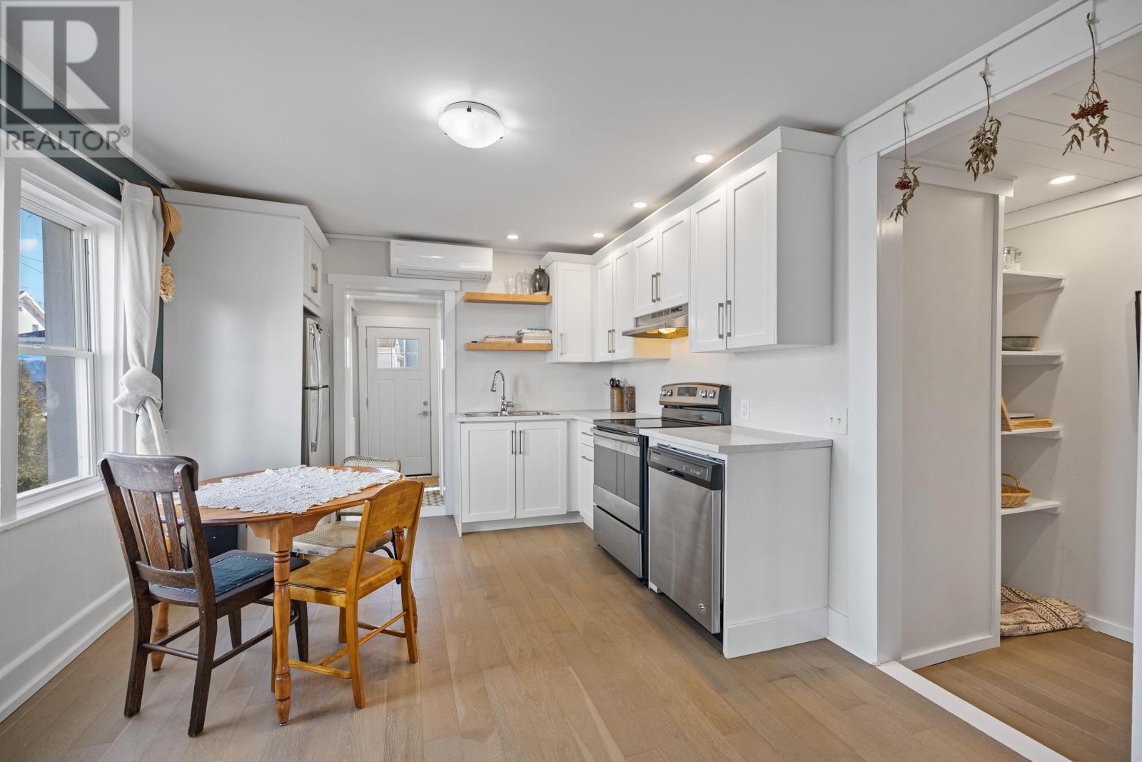 26 Valley Street, Charlottetown, Prince Edward Island  C1A 4H8 - Photo 10 - 202610870