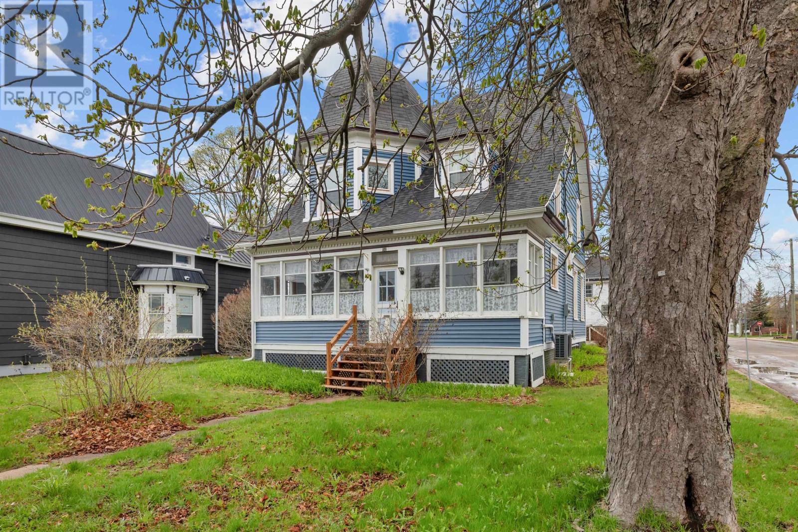 56 Spring Street, Summerside, Prince Edward Island  C1N 3E2 - Photo 3 - 202610903