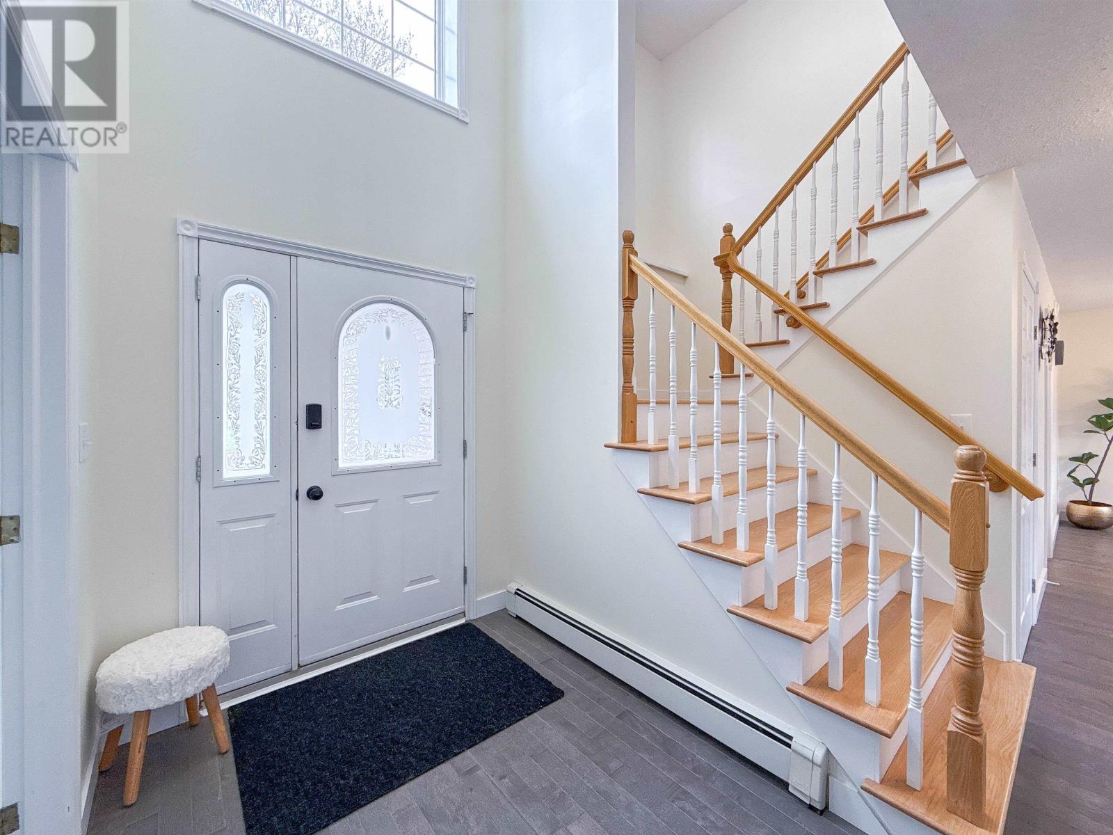 16 Lansdowne Avenue, Charlottetown, Prince Edward Island  C1A 3J2 - Photo 2 - 202611082