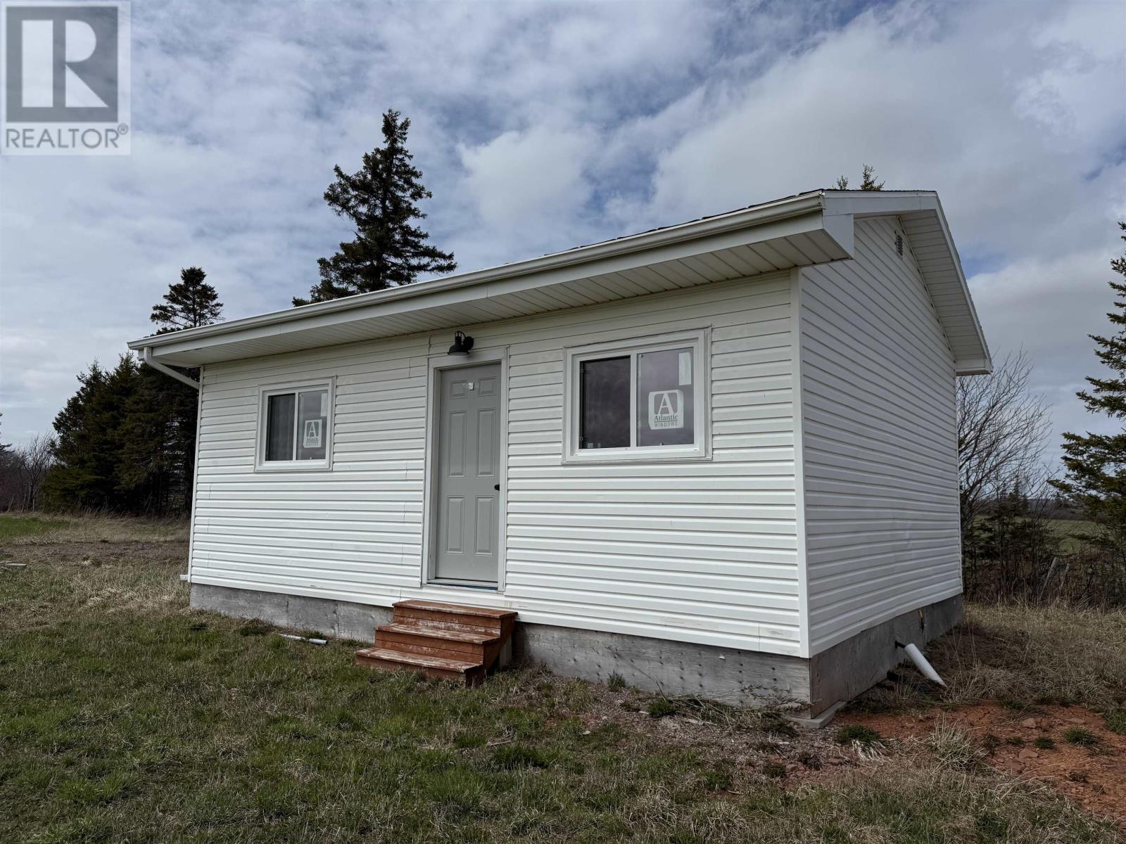 Cottage 4 Rennies Road, Rennies Road, Prince Edward Island  C0A 1N0 - Photo 1 - 202611094