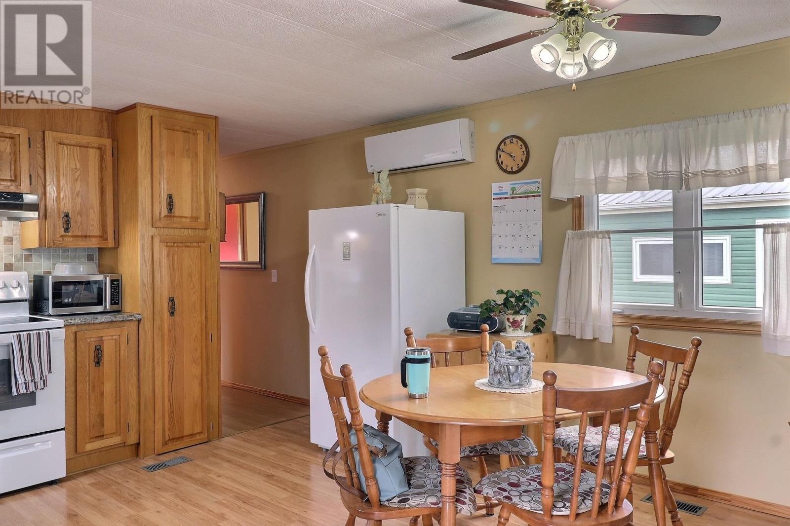 37 Park Avenue, Charlottetown, Prince Edward Island  C1A 6R4 - Photo 2 - 202611113