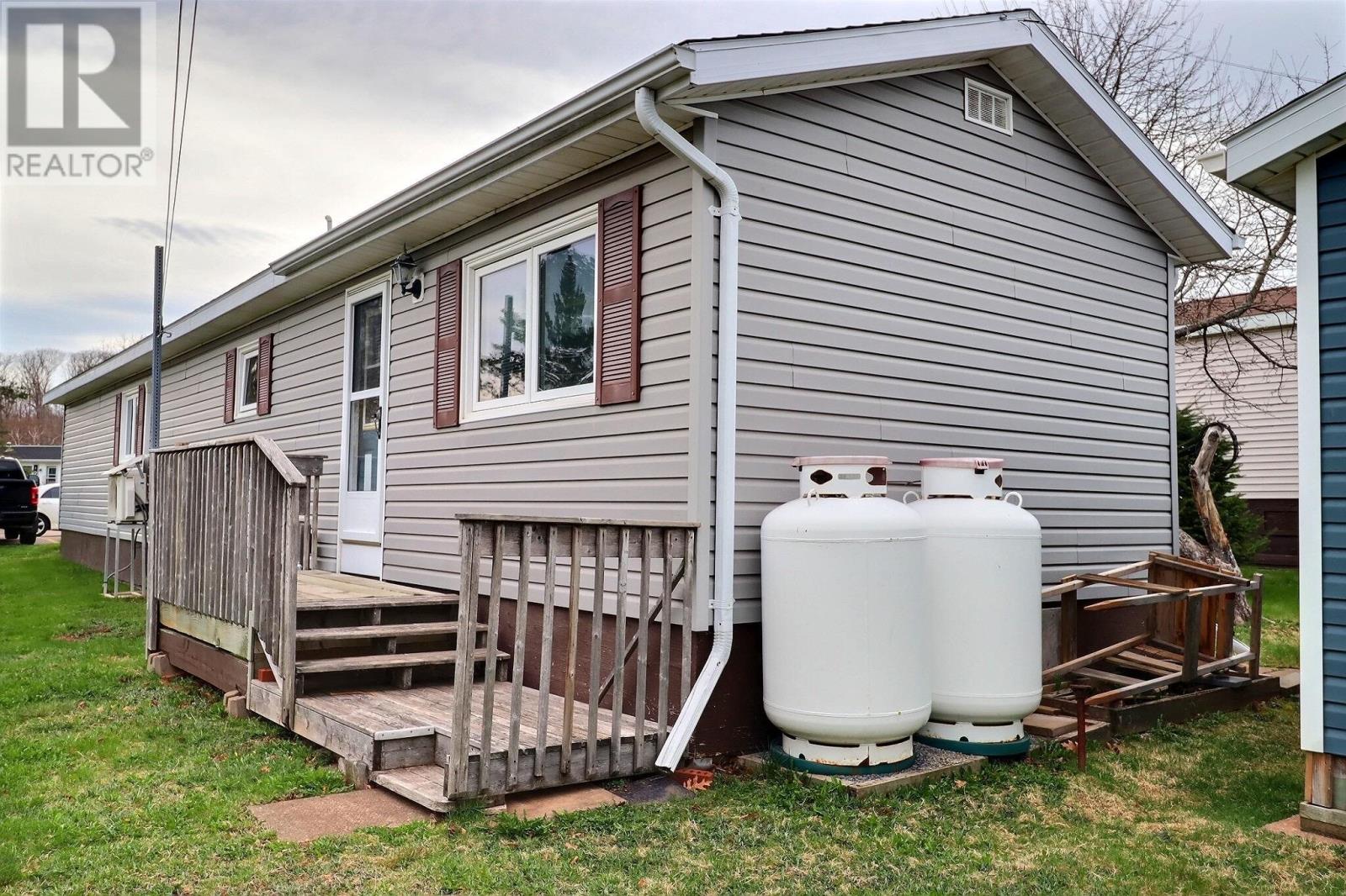 37 Park Avenue, Charlottetown, Prince Edward Island  C1A 6R4 - Photo 20 - 202611113