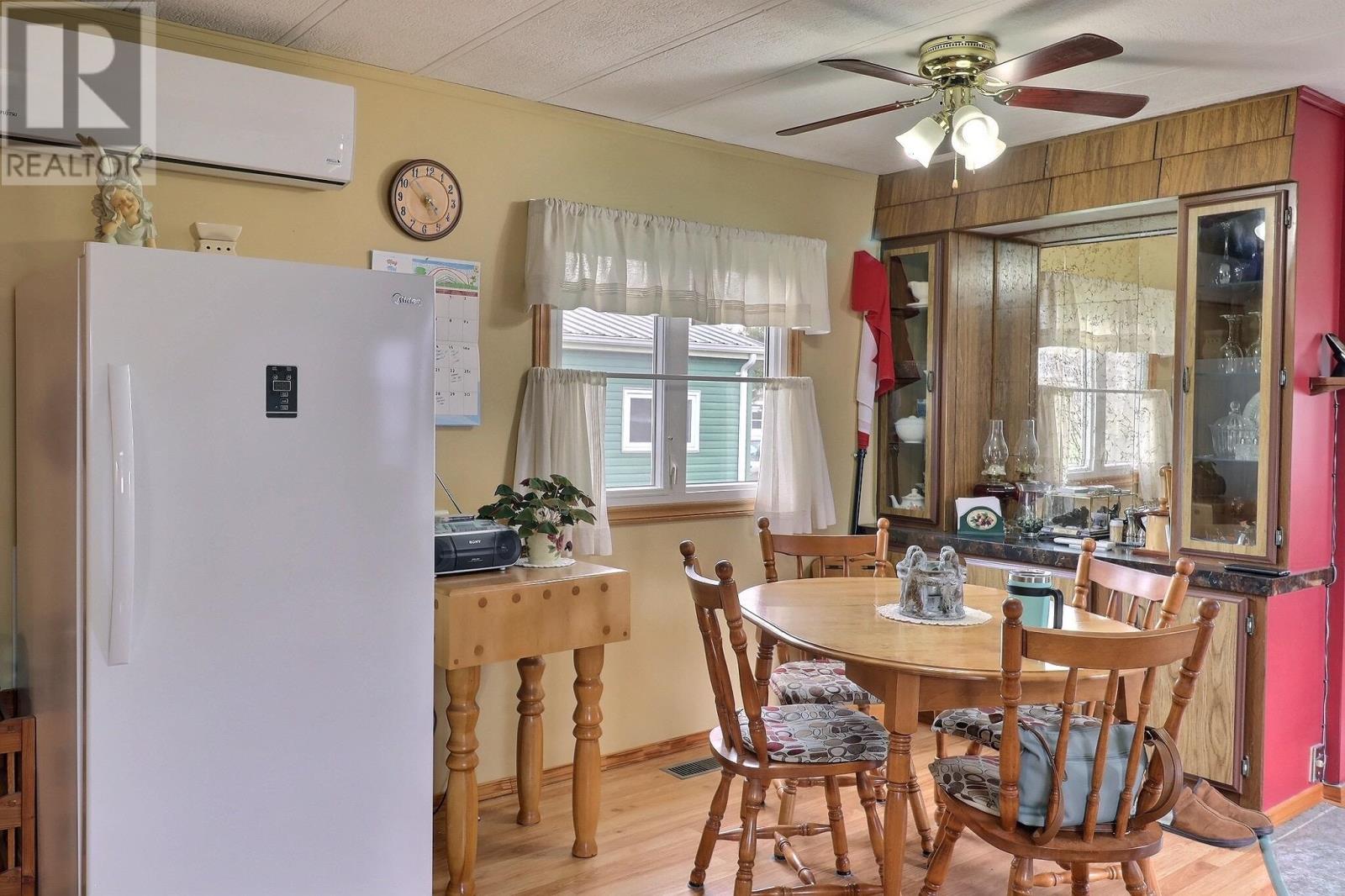 37 Park Avenue, Charlottetown, Prince Edward Island  C1A 6R4 - Photo 4 - 202611113