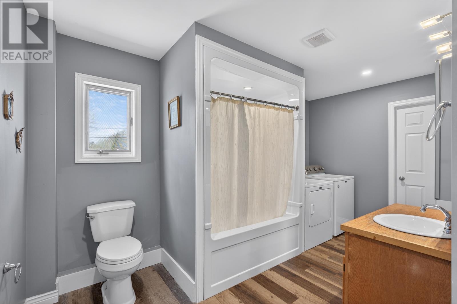 197 Main Street, Mount Stewart, Prince Edward Island  C0A 1T0 - Photo 15 - 202611323