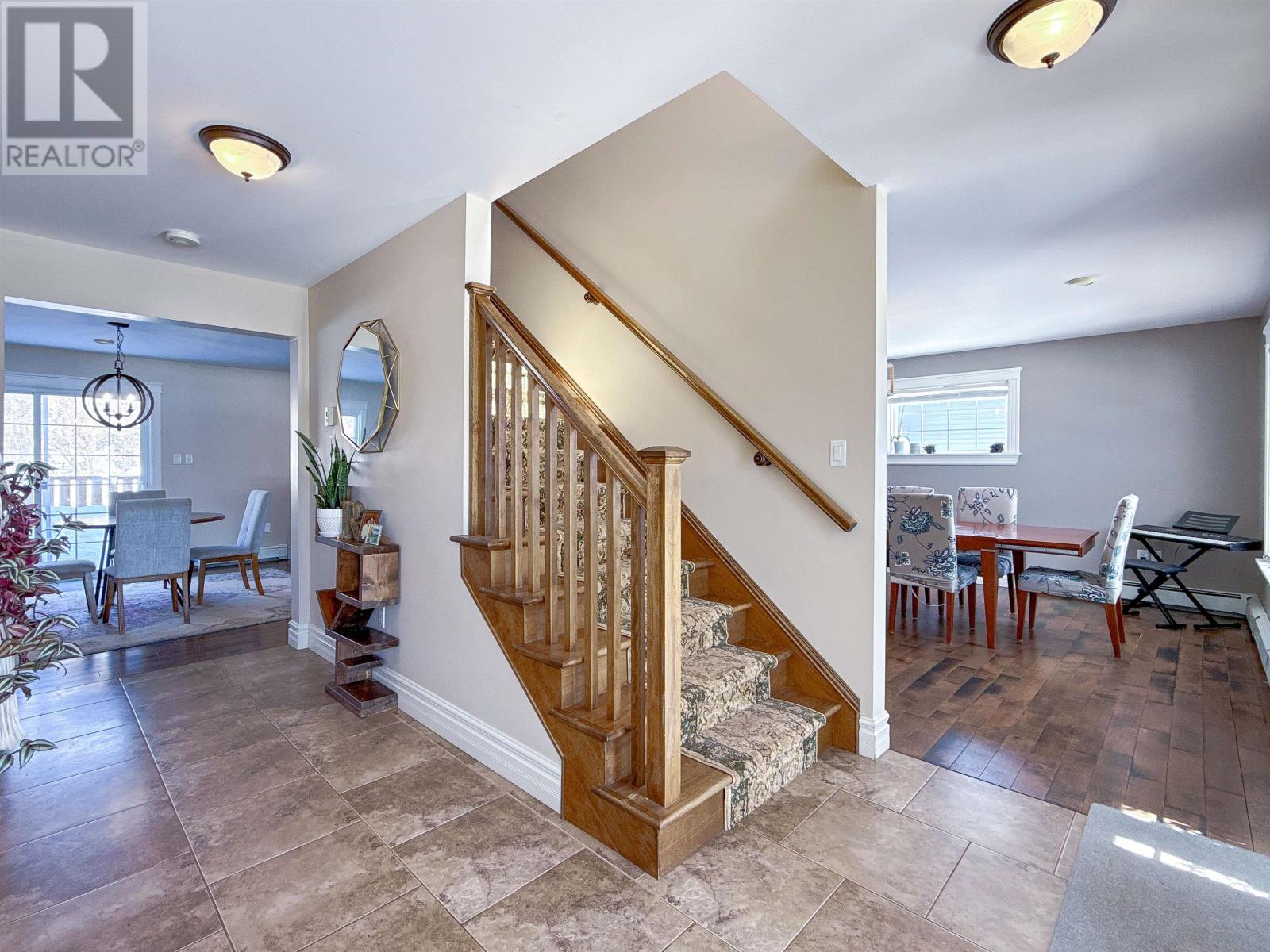 58 St. George Crescent, Stratford, Prince Edward Island  C1B 3X2 - Photo 4 - 202611518
