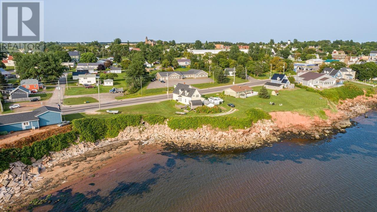 50 Main Street, Souris, Prince Edward Island  C0A 2B0 - Photo 13 - 202611666