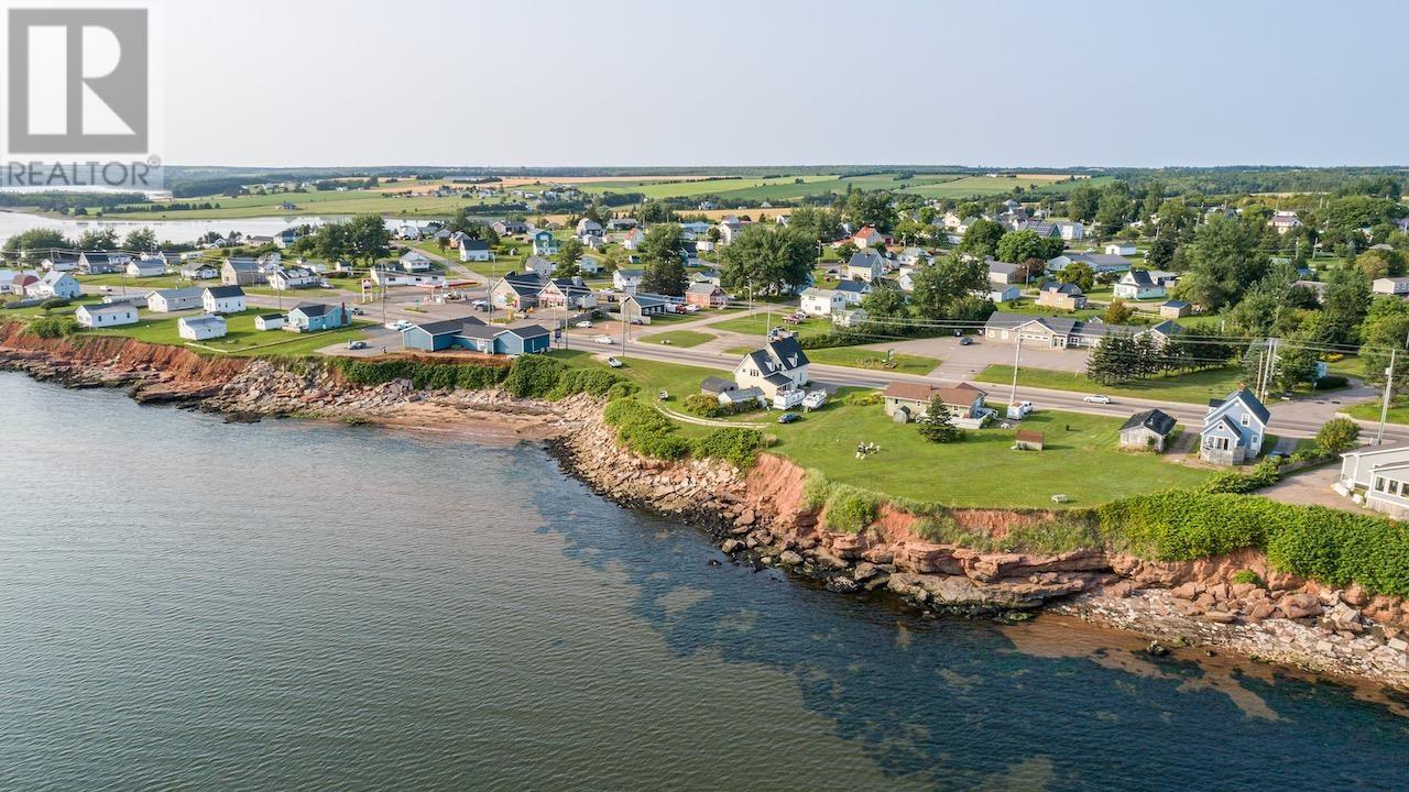 50 Main Street, Souris, Prince Edward Island  C0A 2B0 - Photo 6 - 202611666