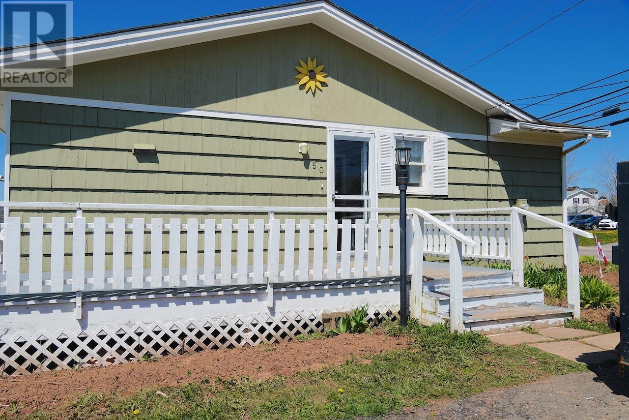 50 Main Street, Souris, Prince Edward Island  C0A 2B0 - Photo 9 - 202611666