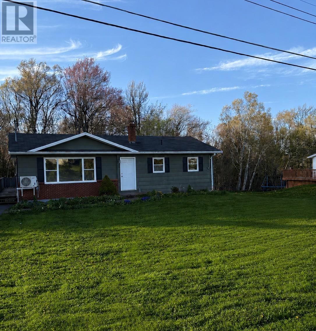 53 Dewar Drive, Stratford, Prince Edward Island  C1B 1K3 - Photo 1 - 202611679