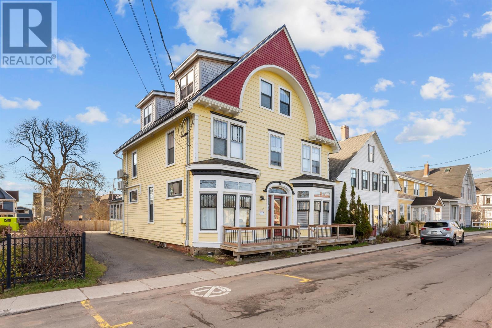 240 Sydney Street, Charlottetown, Prince Edward Island  C1A 1H1 - Photo 1 - 202611730