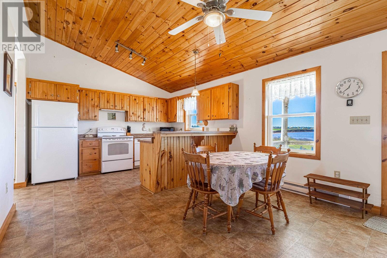 212 Basinview Crescent, Darnley, Prince Edward Island  C0B 1M0 - Photo 14 - 202611825