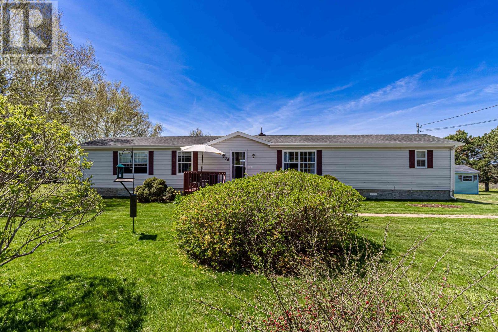 78 Linkletter Avenue, Central Bedeque, Prince Edward Island  C0B 1G0 - Photo 2 - 202611831