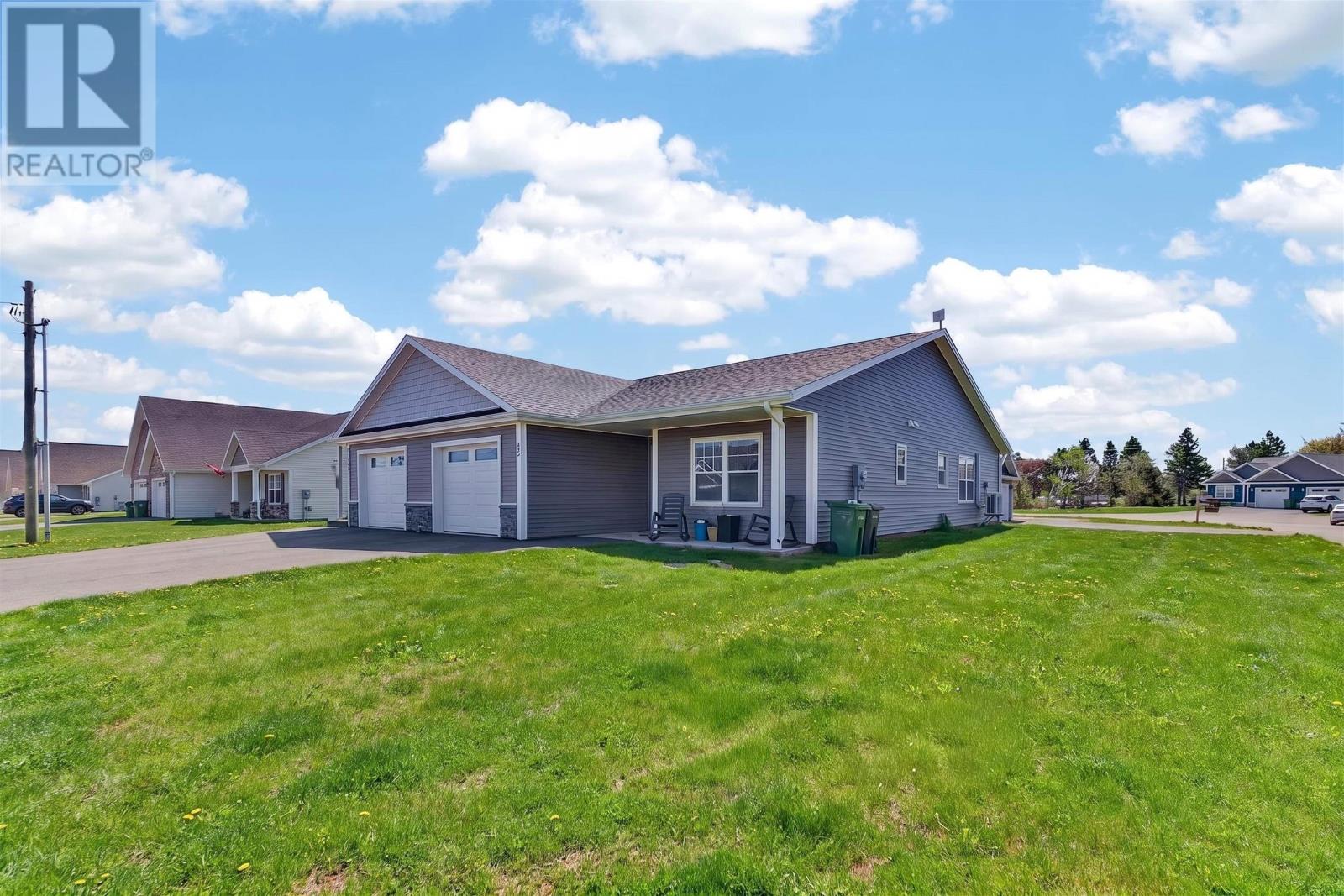 32 Ellis Avenue, Summerside, Prince Edward Island  C1N 4J3 - Photo 31 - 202611885