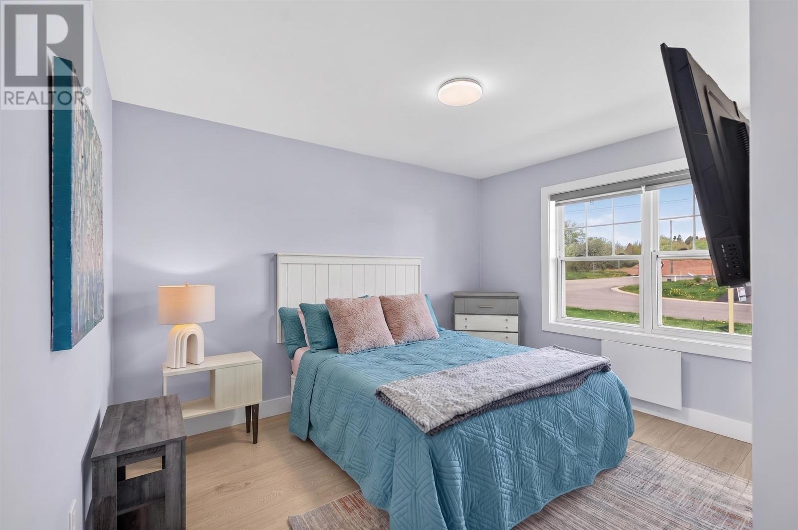 32 Ellis Avenue, Summerside, Prince Edward Island  C1N 4J3 - Photo 8 - 202611885