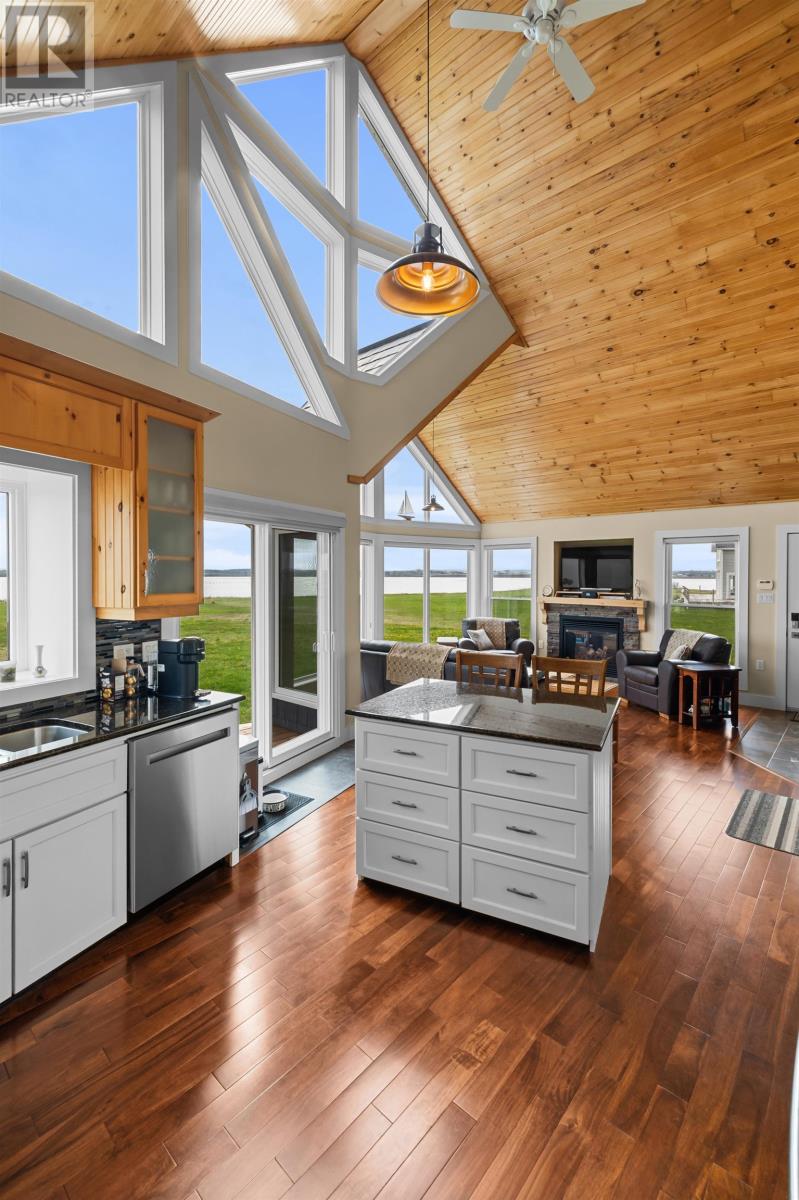 86 Seaside Drive, Malpeque, Prince Edward Island  C0B 1M0 - Photo 11 - 202611906
