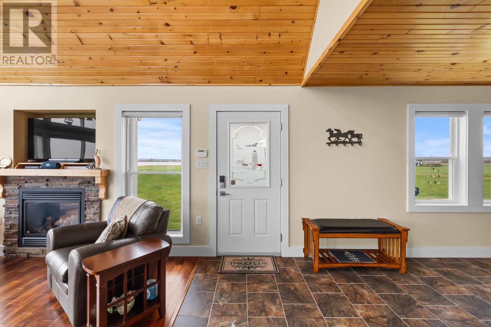 86 Seaside Drive, Malpeque, Prince Edward Island  C0B 1M0 - Photo 3 - 202611906