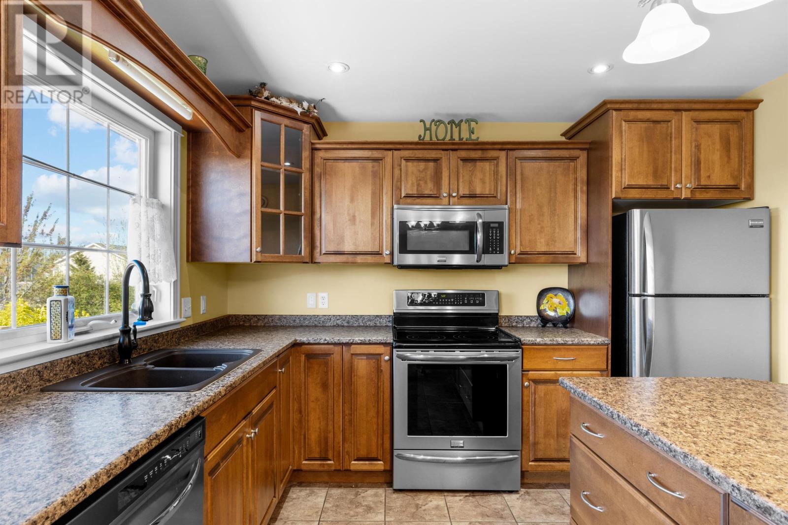 5 Townview Crescent, Cornwall, Prince Edward Island  C0A 1H4 - Photo 15 - 202612016