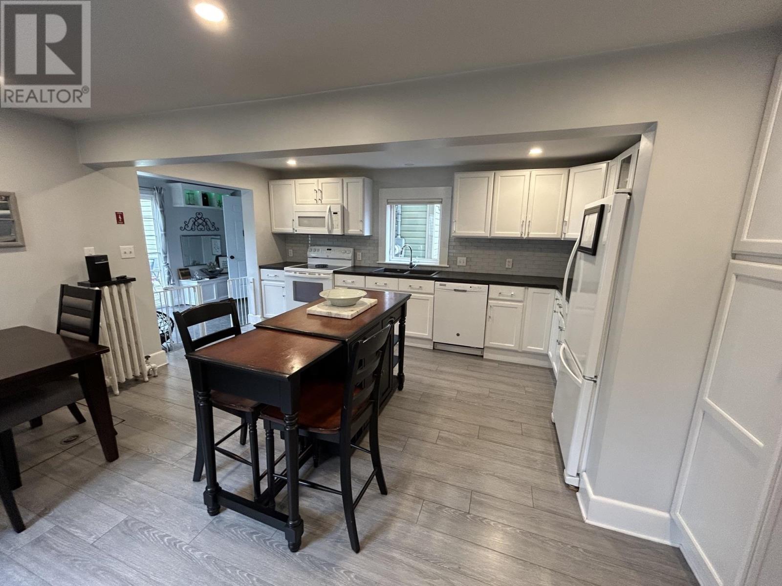 19 Spring Street, Charlottetown, Prince Edward Island  C1A 3V2 - Photo 12 - 202612146