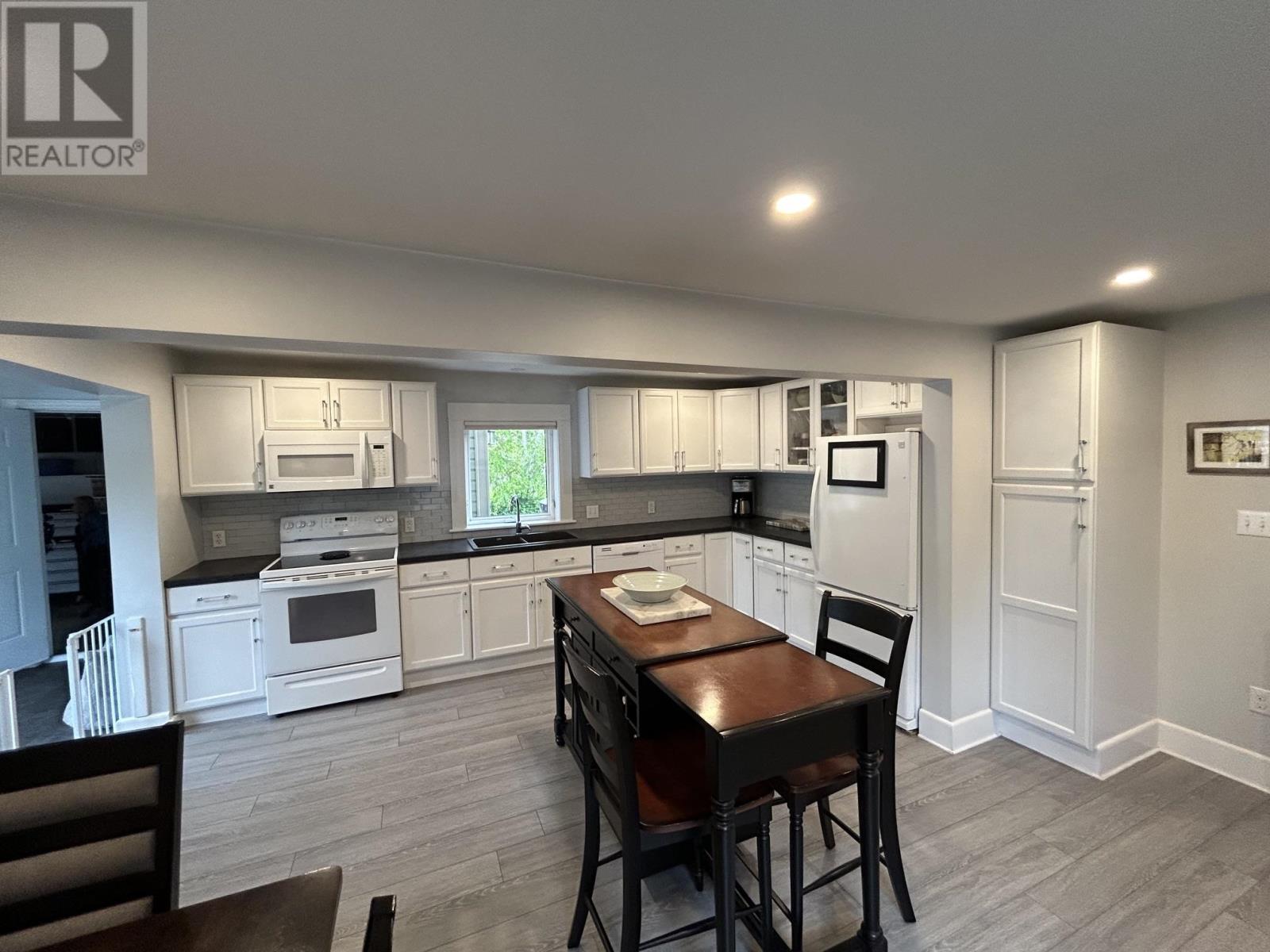 19 Spring Street, Charlottetown, Prince Edward Island  C1A 3V2 - Photo 13 - 202612146