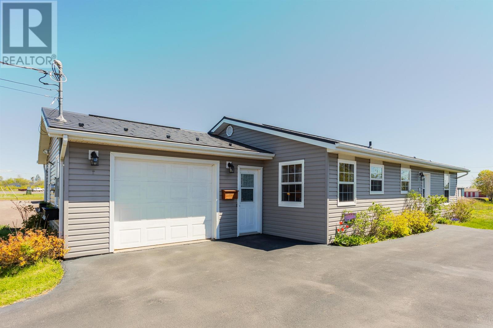 78 Ottawa Street, Summerside, Prince Edward Island  C1N 1W3 - Photo 1 - 202612152