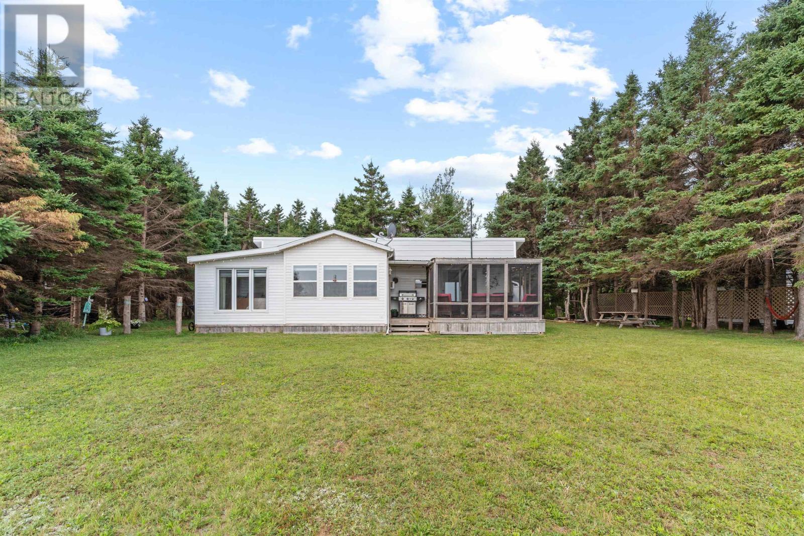 93 Ocean View Crescent, Kildare Capes, Prince Edward Island  C0B 2B0 - Photo 2 - 202612275