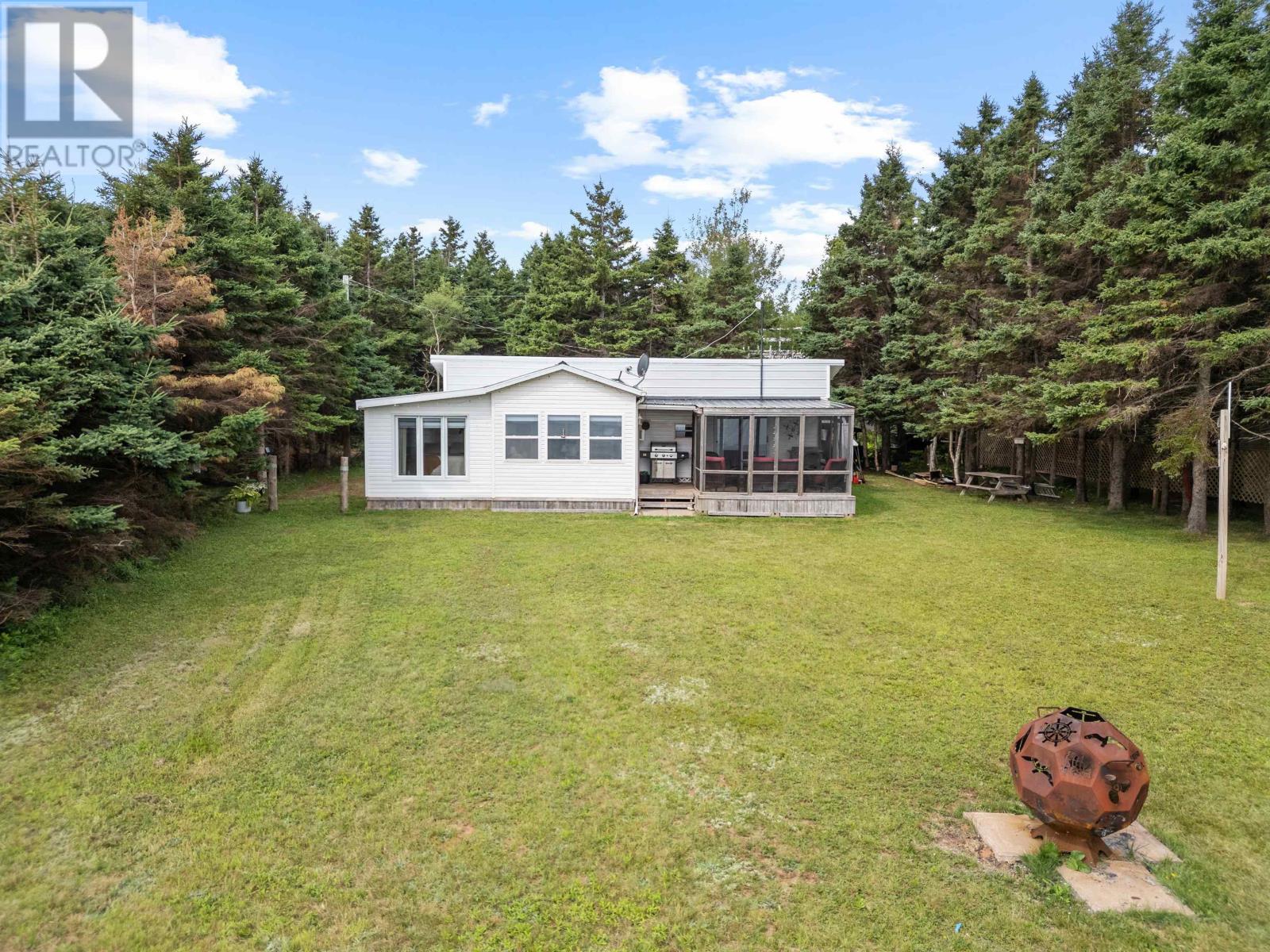 93 Ocean View Crescent, Kildare Capes, Prince Edward Island  C0B 2B0 - Photo 4 - 202612275