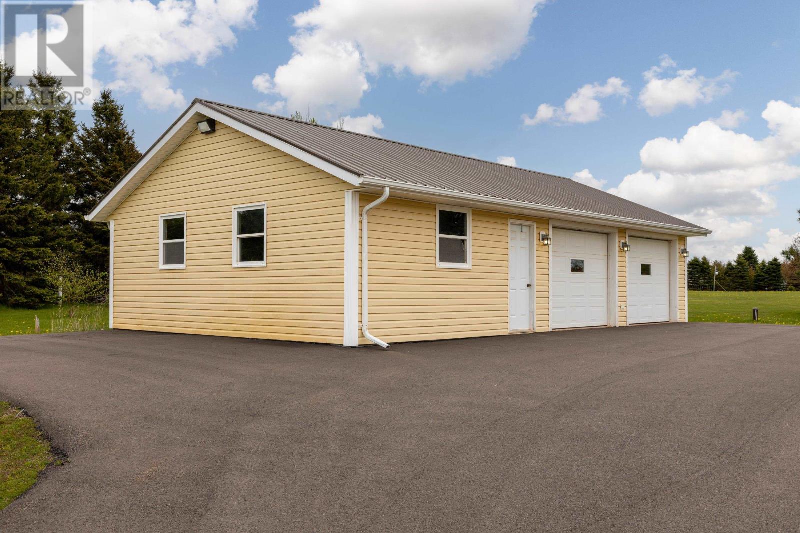 319 Birkallum Drive, Mermaid, Prince Edward Island  C1B 0T8 - Photo 8 - 202612280