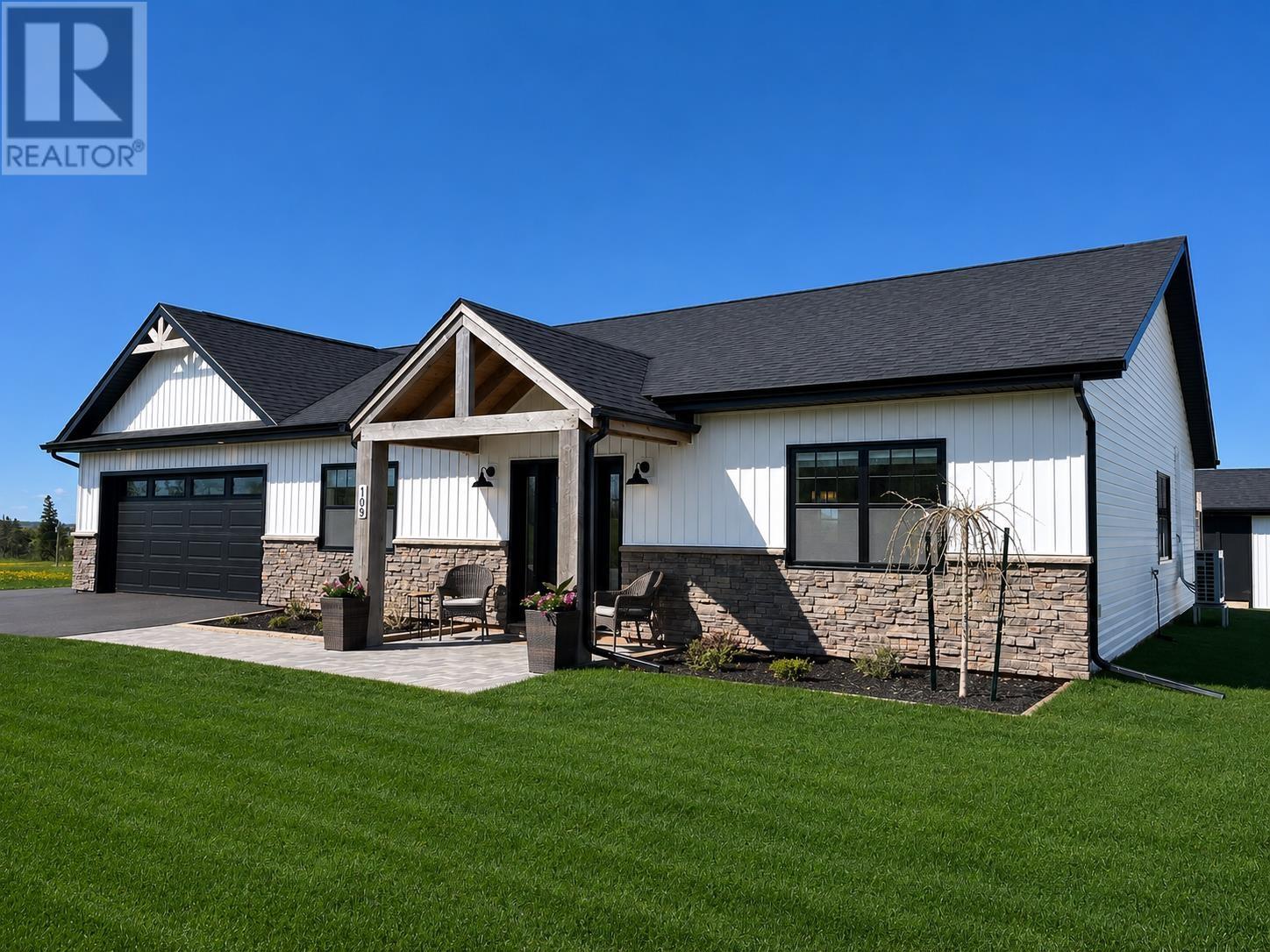 109 Waters Edge Lane, Cornwall, Prince Edward Island  C0A 1H4 - Photo 3 - 202612317