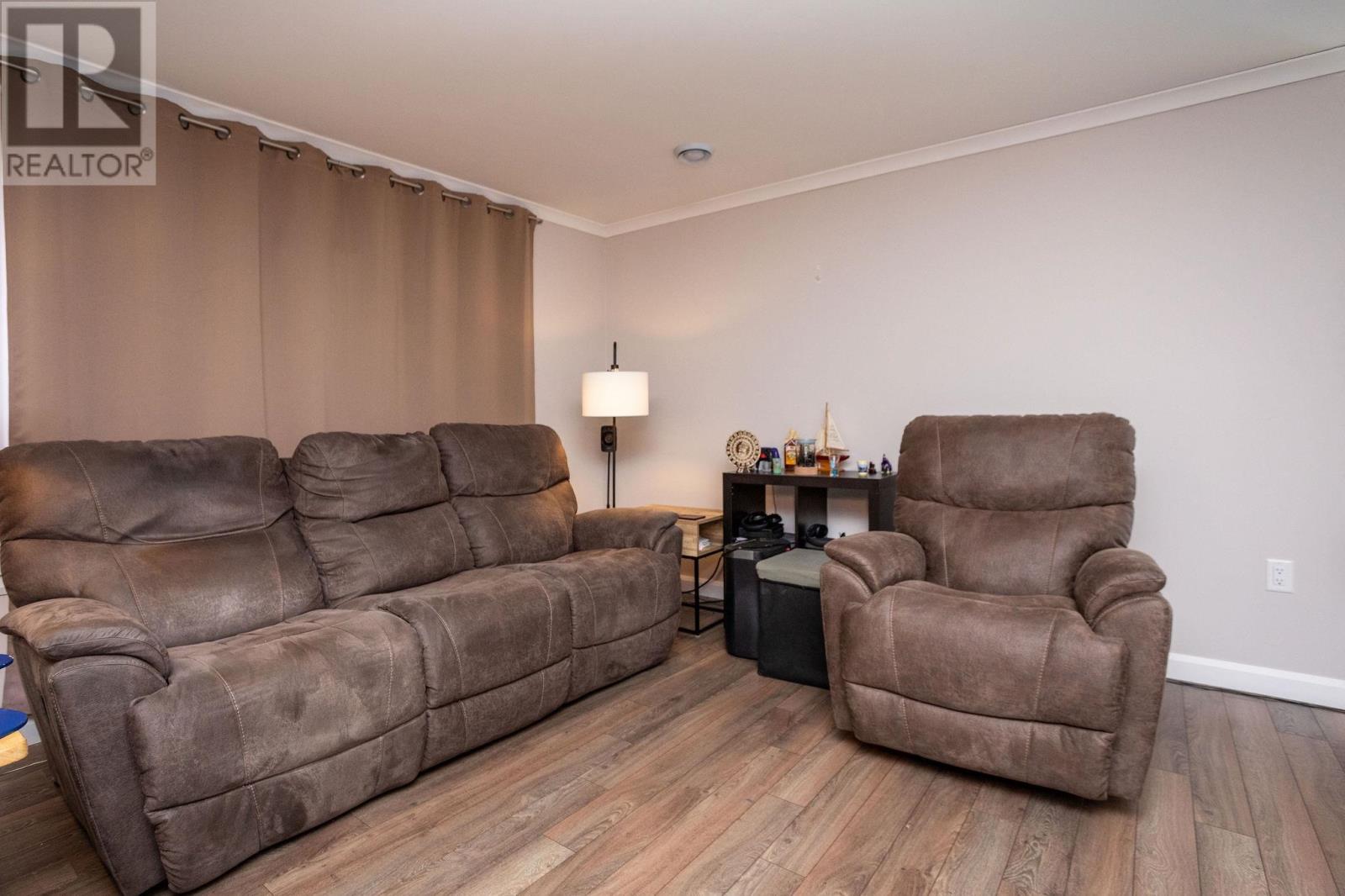 6 Spring Street, Souris, Prince Edward Island  C0A 2B0 - Photo 8 - 202612775