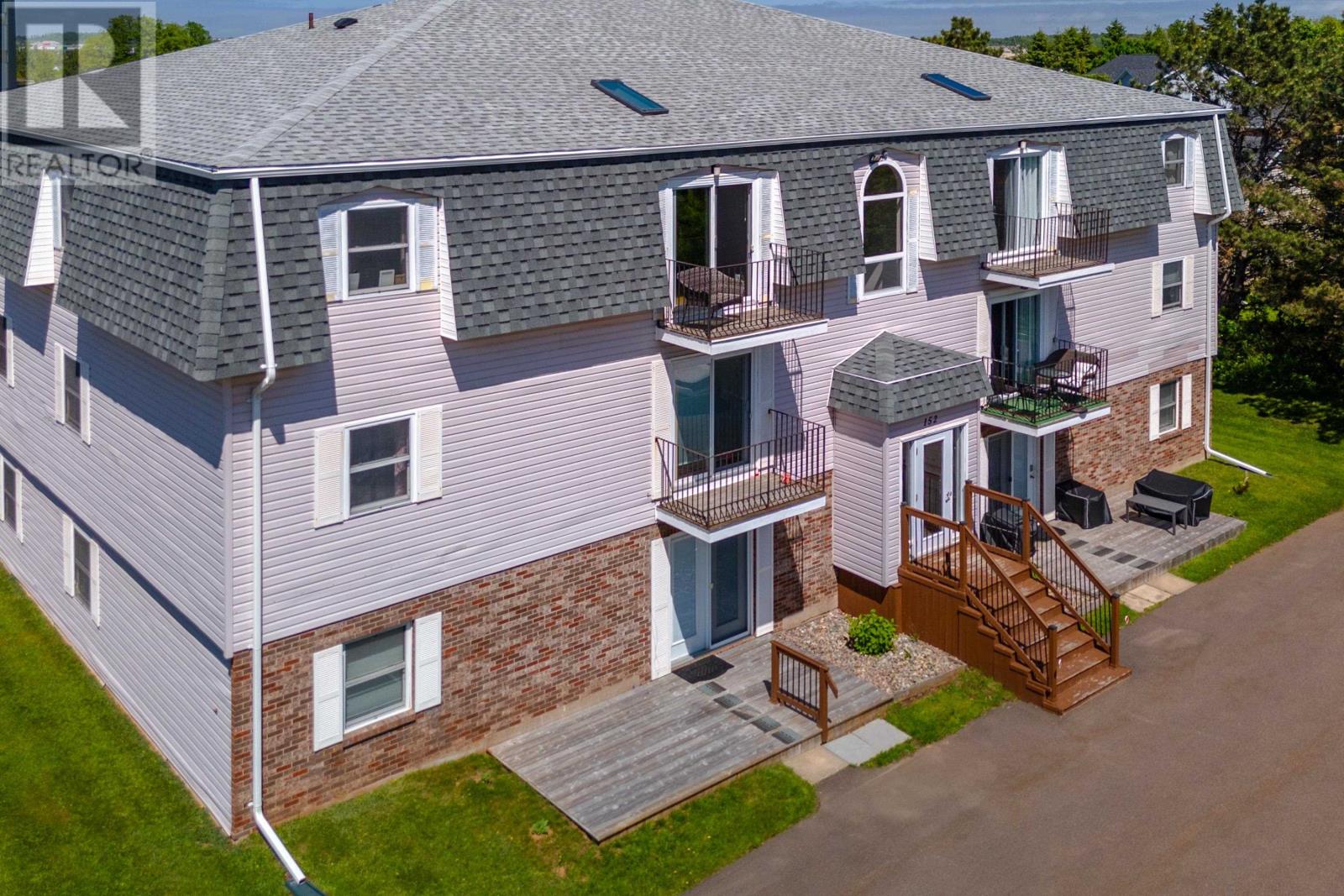 10 152 Maypoint Road, West Royalty, Prince Edward Island  C1E 1Y2 - Photo 1 - 202612781