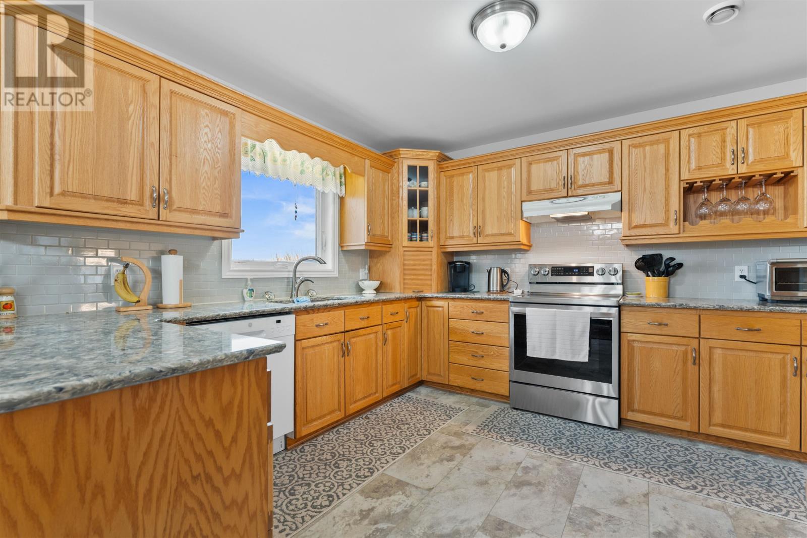 74 Hillside Drive, Summerside, Prince Edward Island  C1N 6K3 - Photo 19 - 202612811