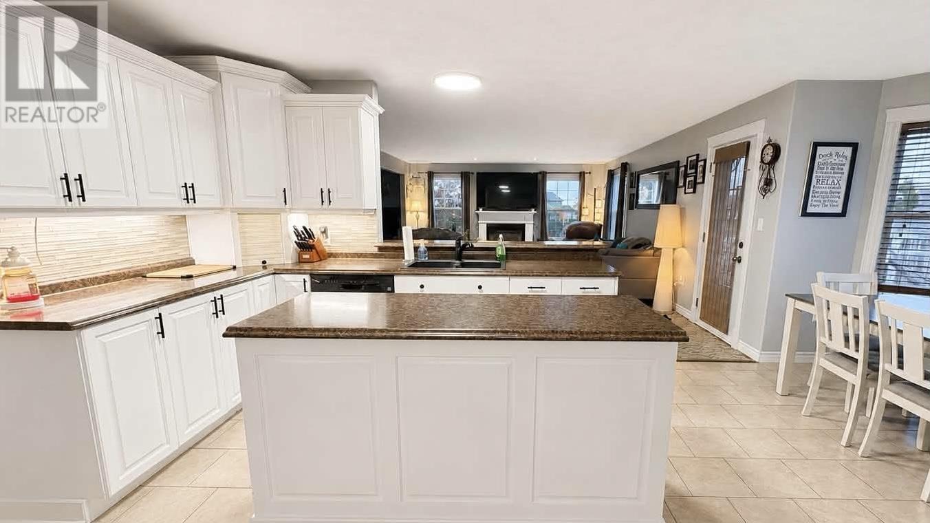 71 Rebecca Drive, Summerside, Prince Edward Island  C1N 0A4 - Photo 4 - 202612813