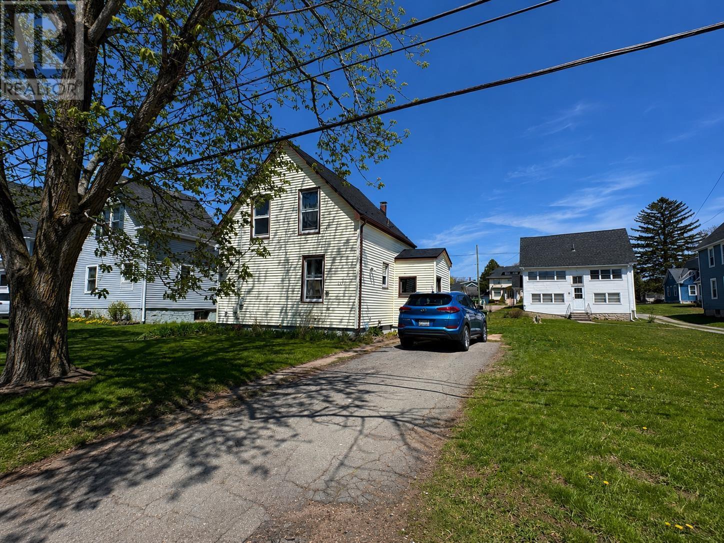 161 Hanover Street, Summerside, Prince Edward Island  C1N 1E5 - Photo 1 - 202612818