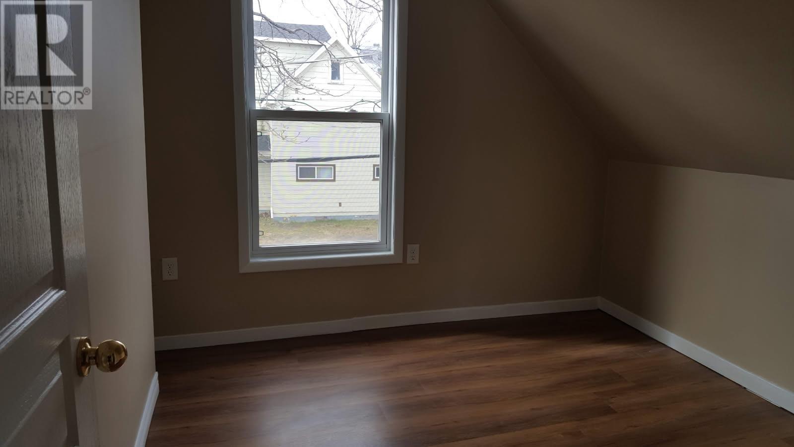 161 Hanover Street, Summerside, Prince Edward Island  C1N 1E5 - Photo 8 - 202612818