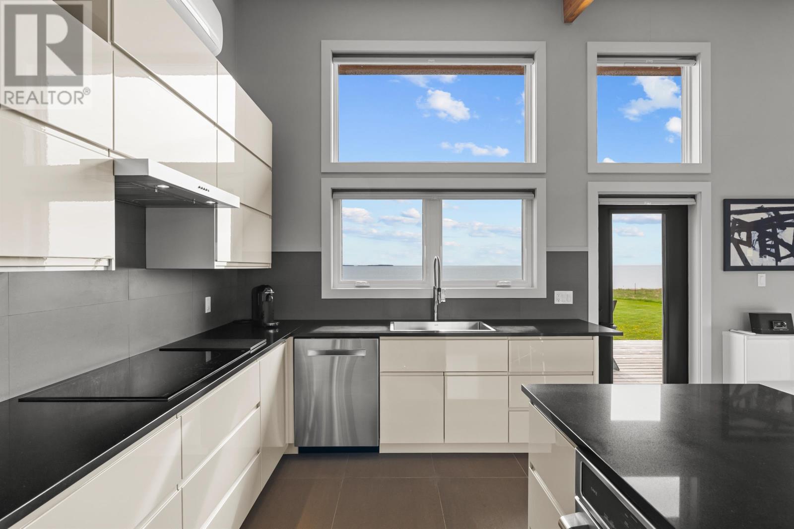 61 Battery Crescent, Georgetown, Prince Edward Island  C0A 1L0 - Photo 17 - 202612858