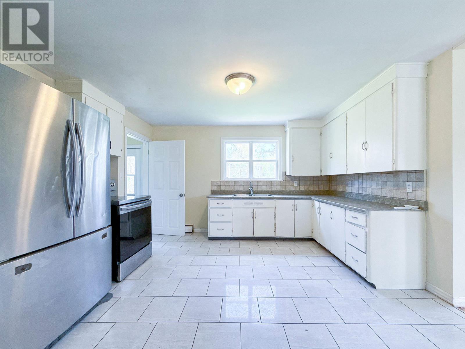 207 Belvedere Avenue, Charlottetown, Prince Edward Island  C1A 2E2 - Photo 10 - 202612922